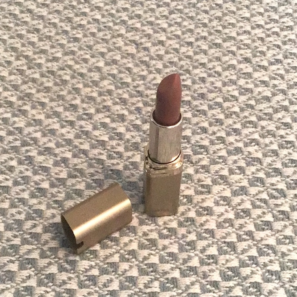 Loreal lipstick